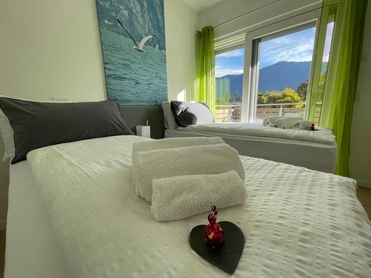 Le Terrazze Living Apartment ริวาเดลการ์ดา ภายนอก รูปภาพ